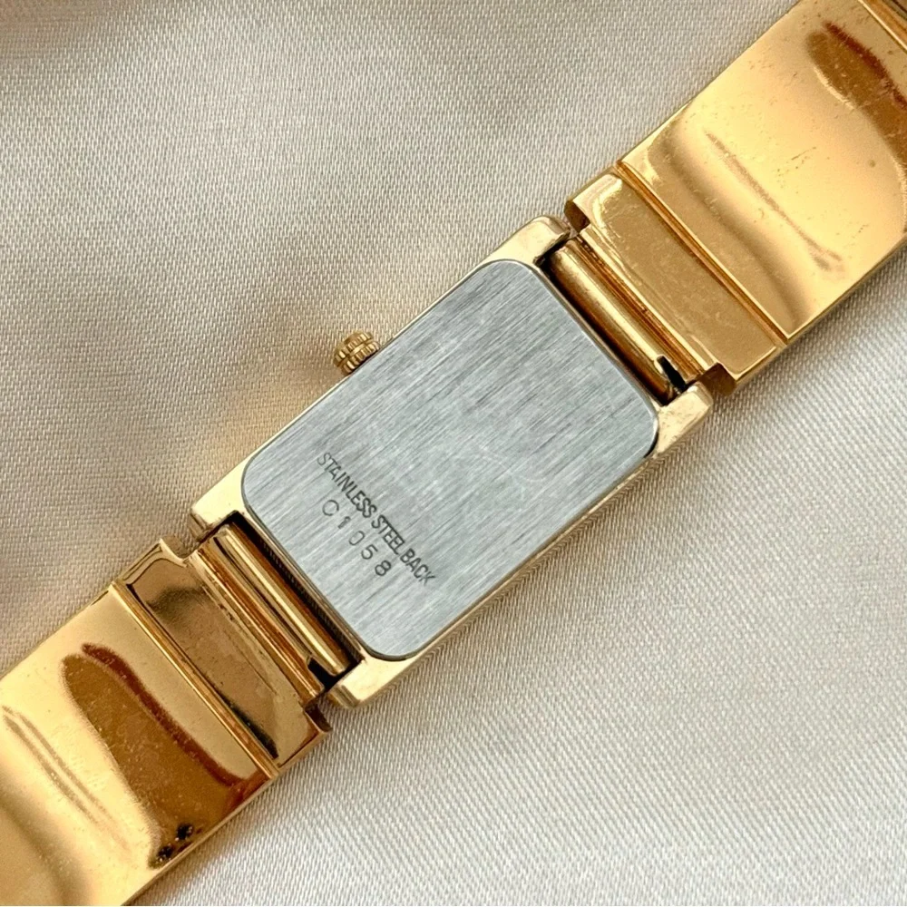 AUTHENTIC RARE VINTAGE LOEWE BLACK LEATHER WATCH - Picture 7 of 8